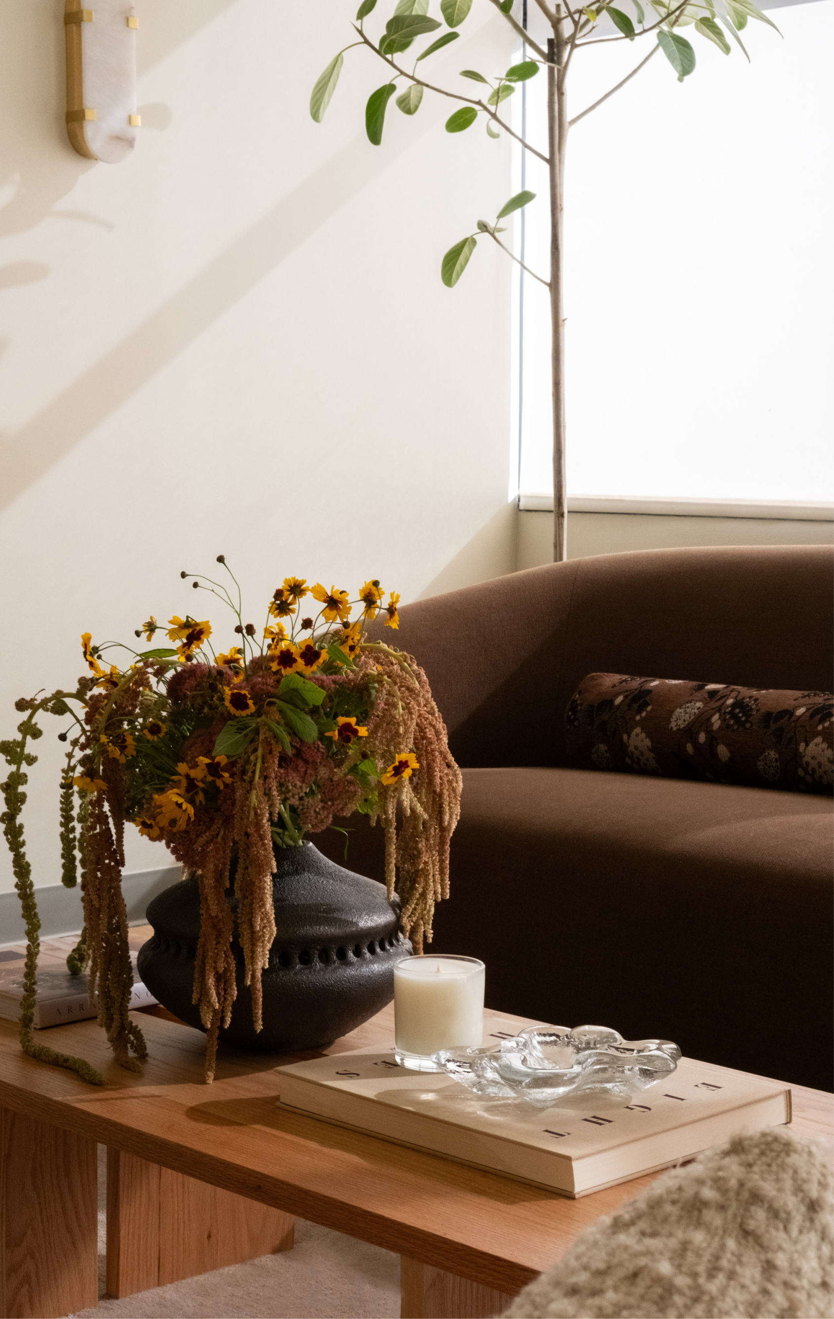 Santa Monica Commercial — interior photograph 15